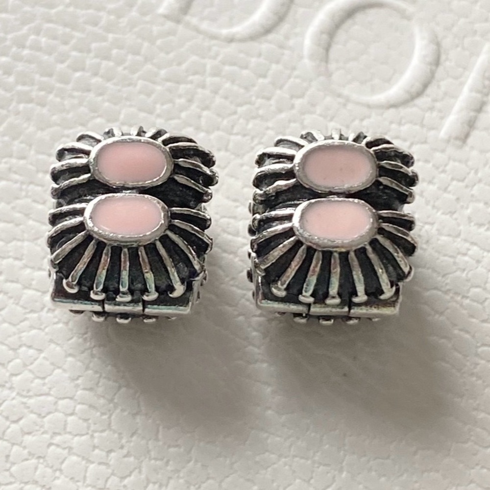 2 Authentic Pandora Sterling Silver Pink Enamel “Oyster” Clips ~ Retired & Rare